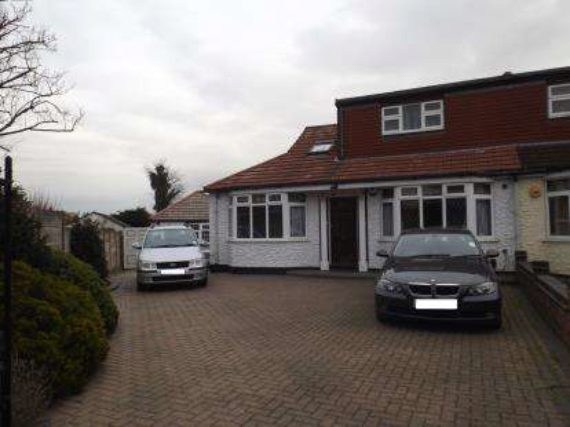 5 Bedroom Bungalow